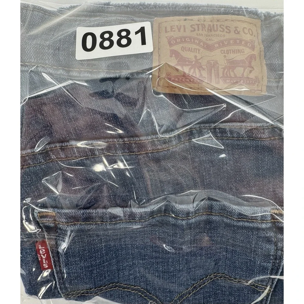 Levi's 721 Women's High Rise Skinny Cut Off Denim Shorts Distressed Size 32W